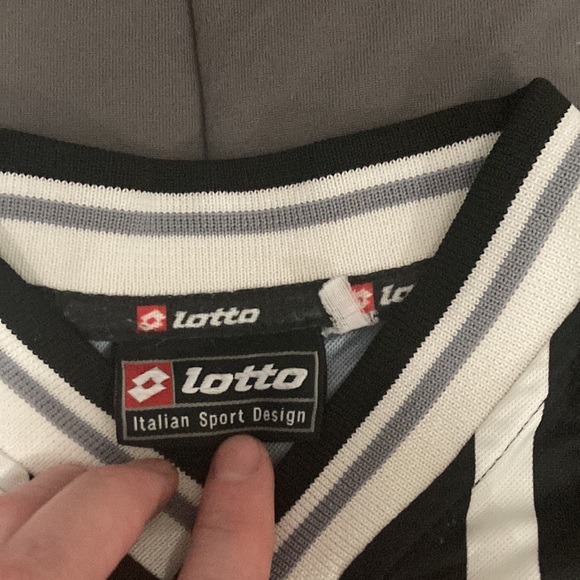 Juventus training kit - Picture 3 of 4